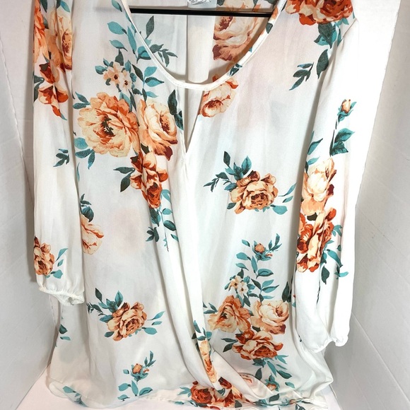 Accent Floral Print Women's Blouse Top Size 2X/3X  Casual, Lightweight,  Flowy - Picture 2 of 16